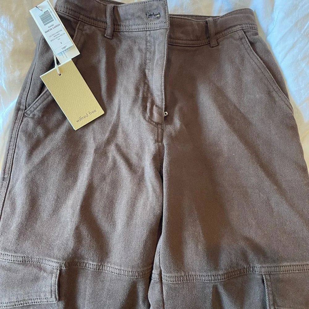Aritzia Maeve Cargo pants - Picture 4 of 5